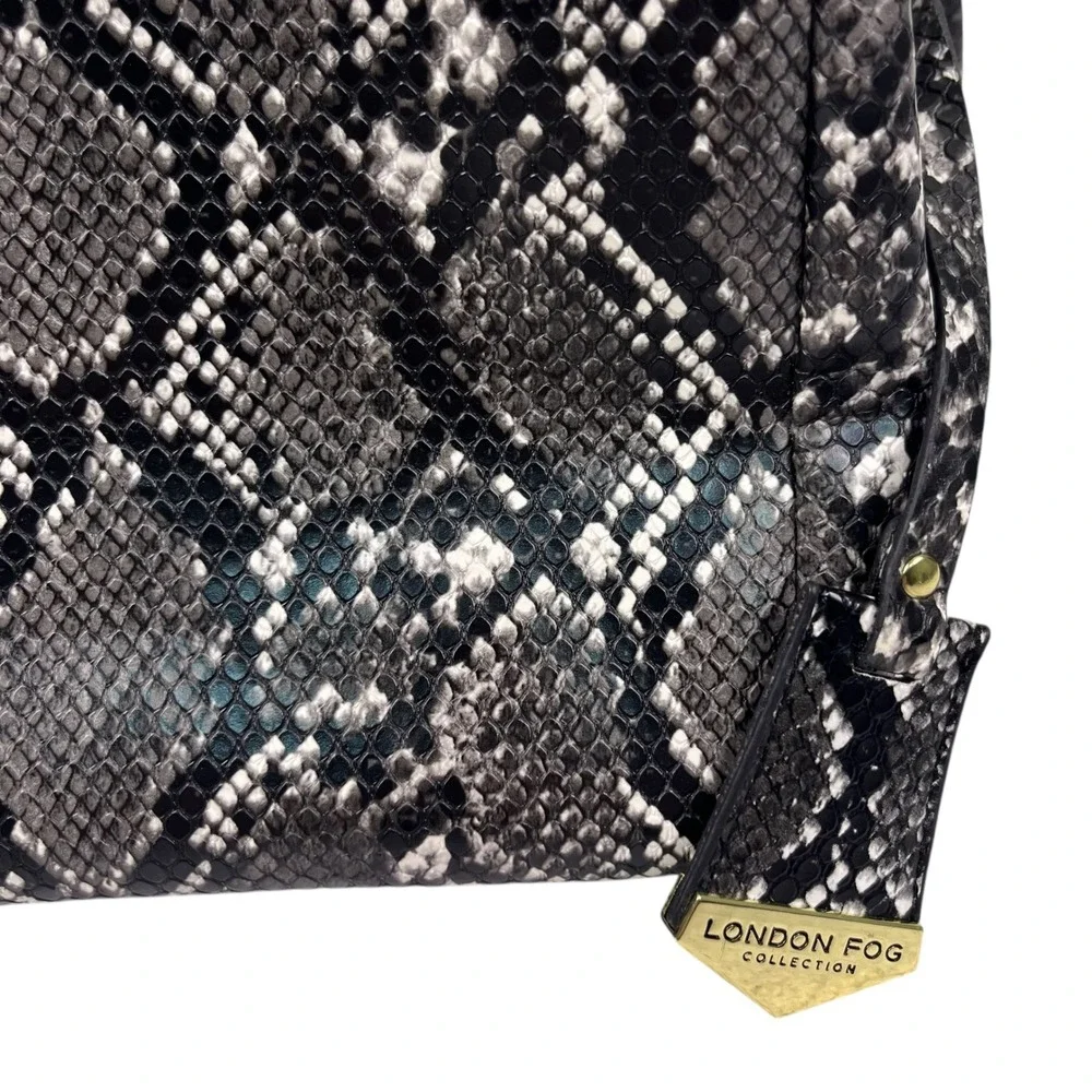 London Fog Snake Print Monochrome Shoulder Bag Gold Logo Y2K Double‎ Straps